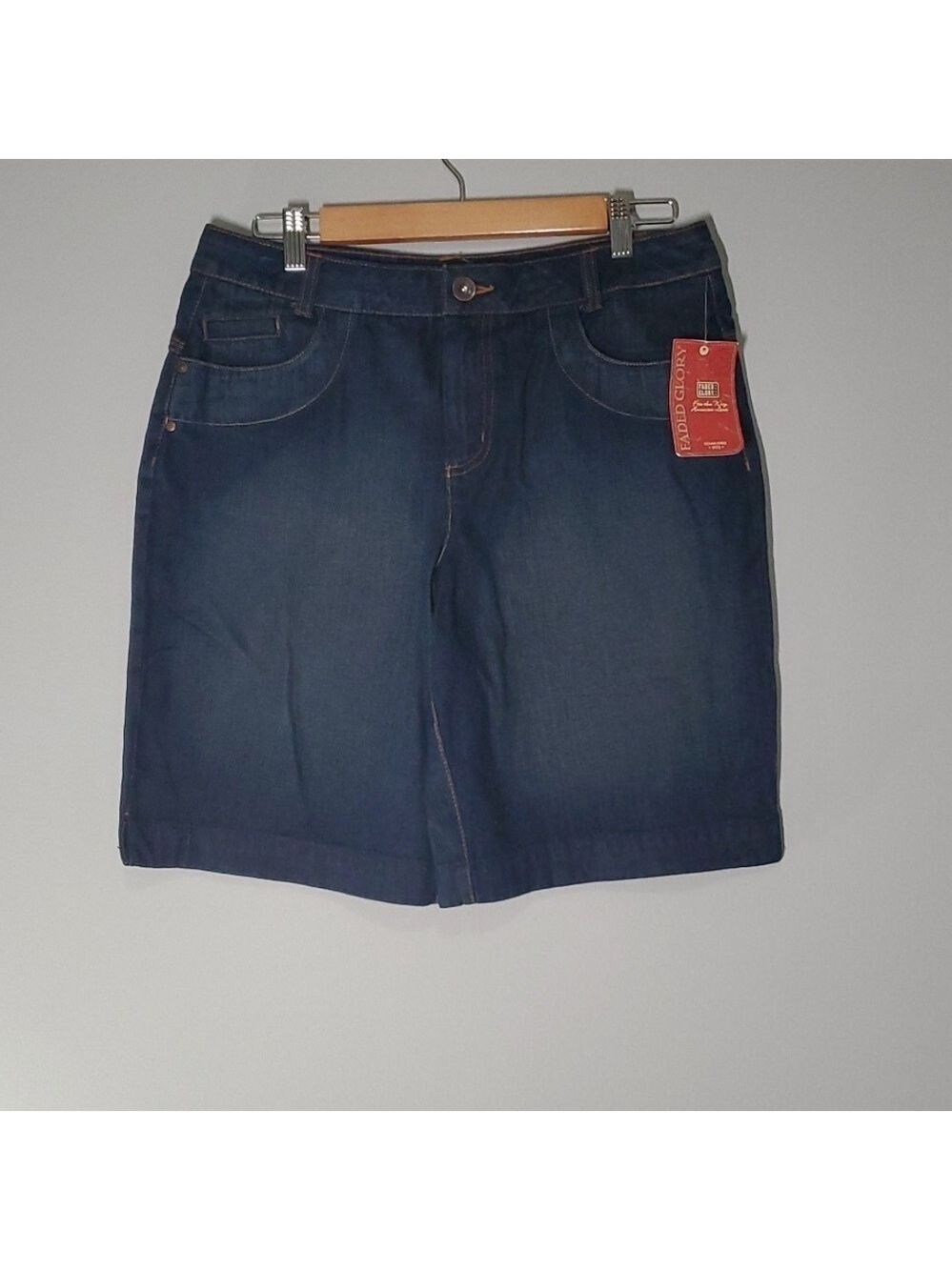 Faded Glory shorts women's size 8 blue denim longer Bermuda